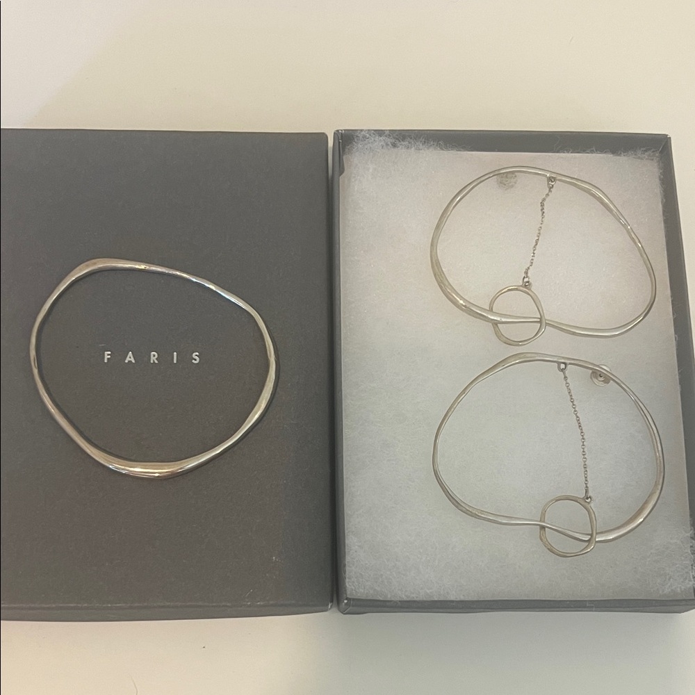 Aris Elegant Silver Bracelet Set